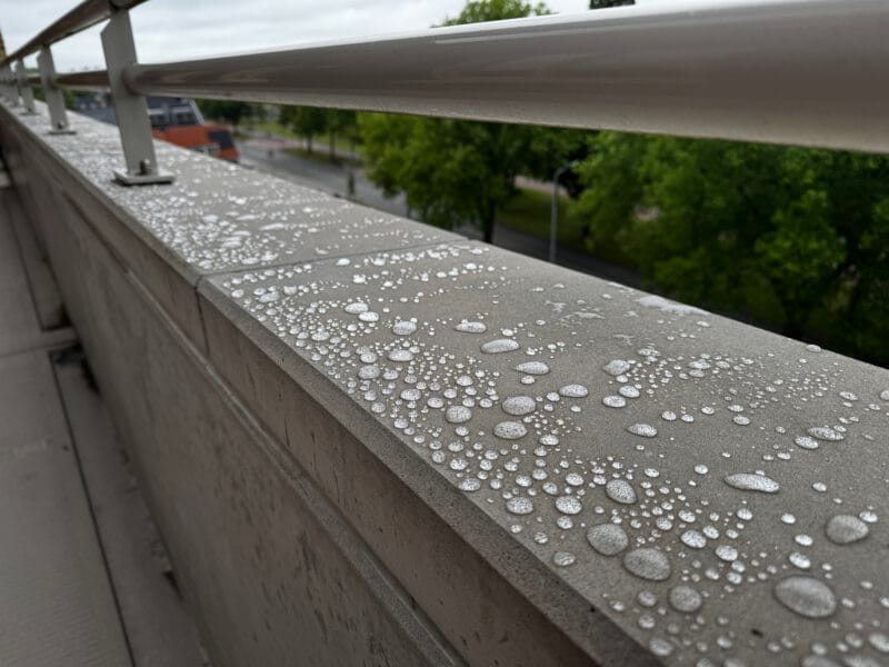 Hoogwaardige gevelimpregnant houdt gevel droog zonder uiterlijk te veranderen